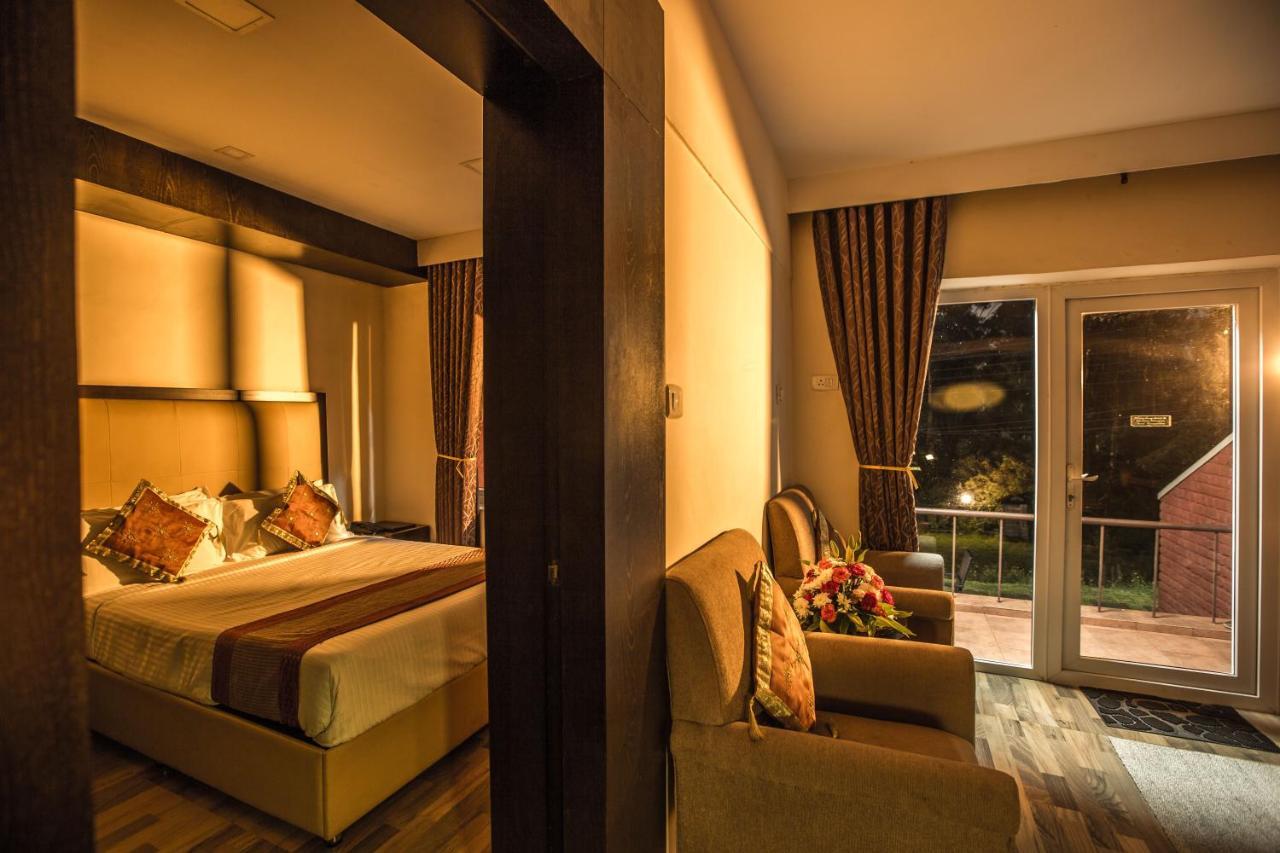 Hotel Lakeview Utakamand Zewnętrze zdjęcie