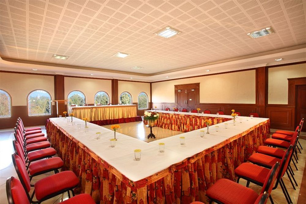 Hotel Lakeview Utakamand Zewnętrze zdjęcie